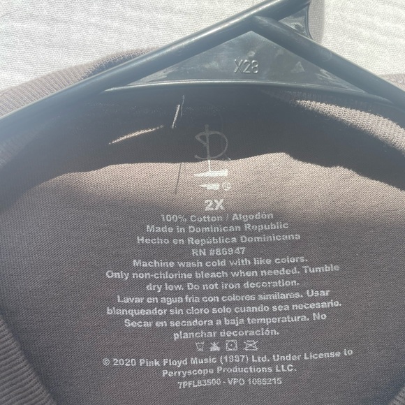 PINK FLOYD GRAPHIC TEE - Picture 3 of 3